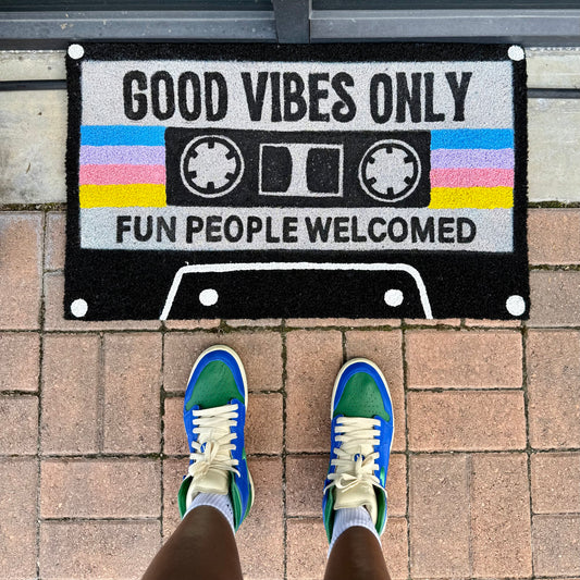 GOOD VIBES ONLY CASSETTE MAT