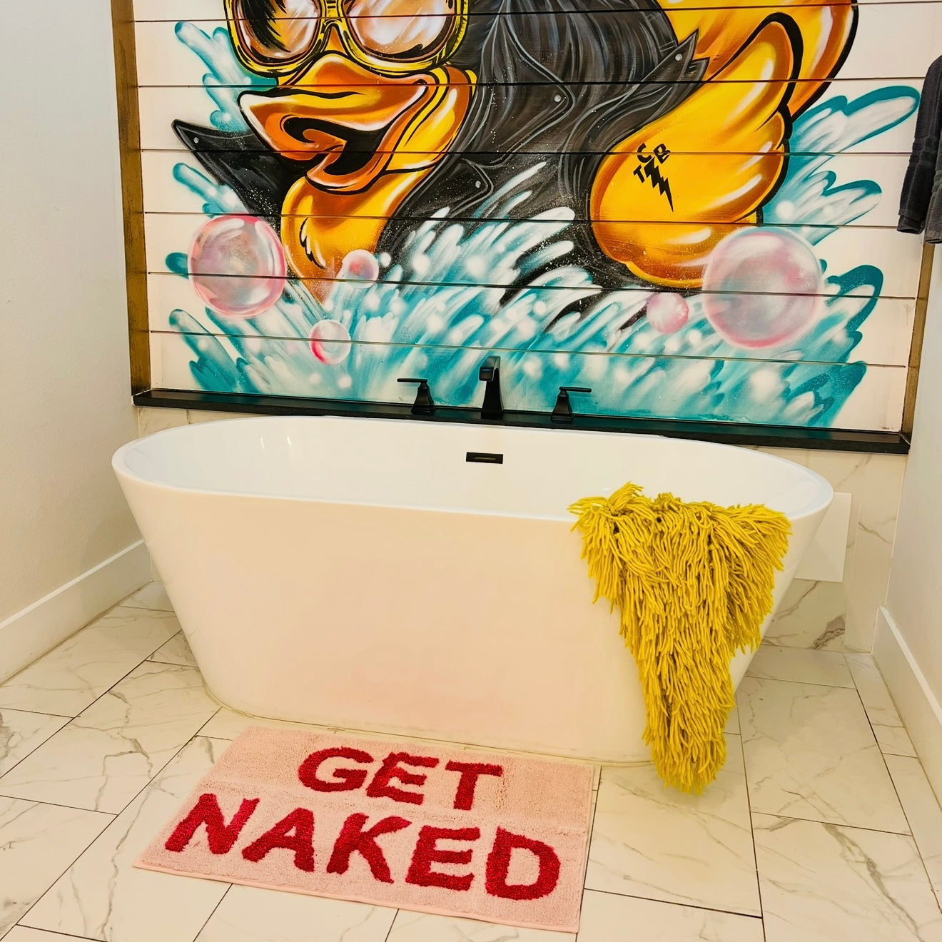 GET NAKED PINK BATH MAT