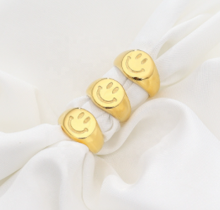 SMILEY FACE RING