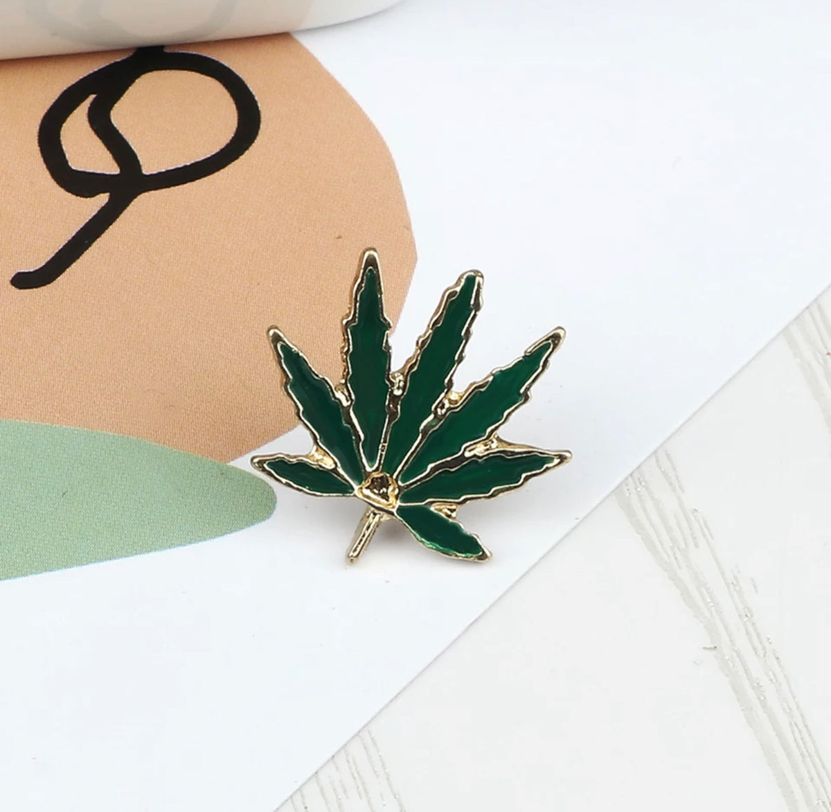 CANNABIS PIN